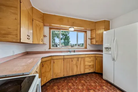 2377 N Main Street Prineville OR 97754