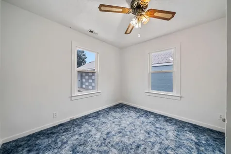 2377 N Main Street Prineville OR 97754