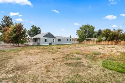 2377 N Main Street Prineville OR 97754