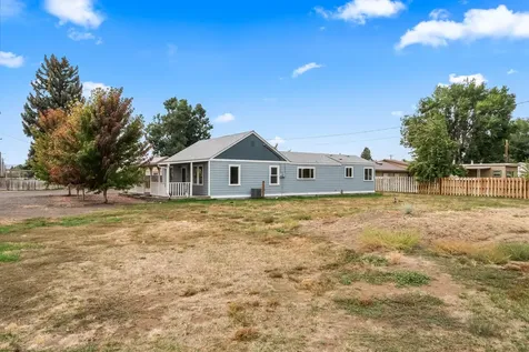 2377 N Main Street Prineville OR 97754