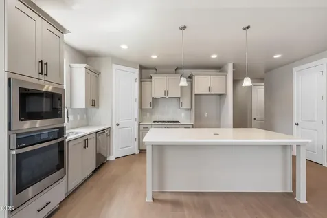 1147 Pumpkin Ridge Drive Eagle Point OR 97524