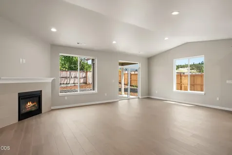 1147 Pumpkin Ridge Drive Eagle Point OR 97524