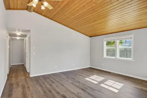 61839 Avonlea Circle Bend OR 97702