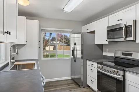 61839 Avonlea Circle Bend OR 97702