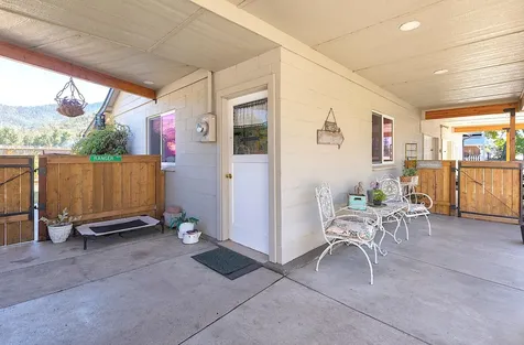 2951 Rogue River Highway Gold Hill OR 97525