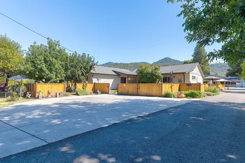 2951 Rogue River Highway Gold Hill OR 97525