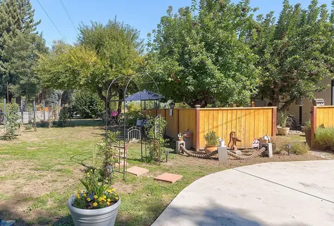 2951 Rogue River Highway Gold Hill OR 97525