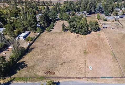 2951 Rogue River Highway Gold Hill OR 97525