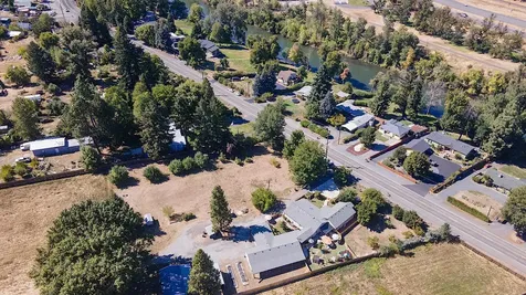 2951 Rogue River Highway Gold Hill OR 97525