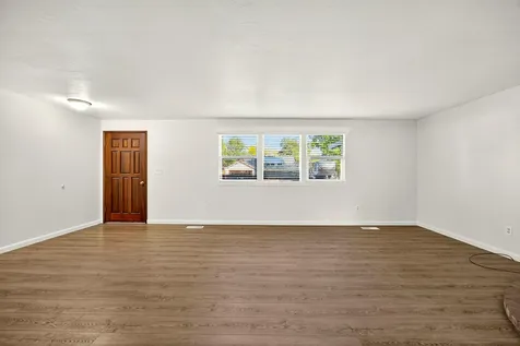 1826 Hart Avenue Medford OR 97501