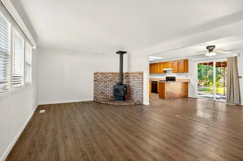 1826 Hart Avenue Medford OR 97501