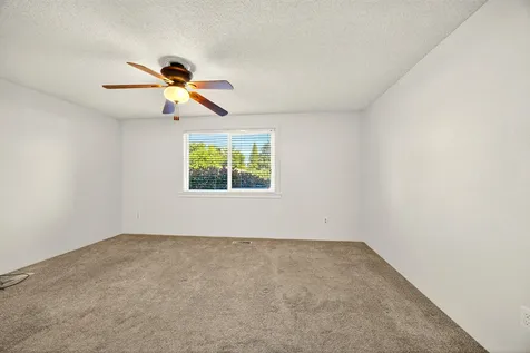 1826 Hart Avenue Medford OR 97501