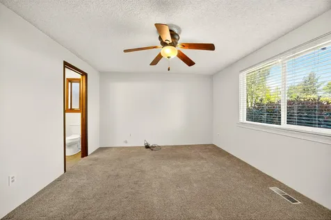 1826 Hart Avenue Medford OR 97501