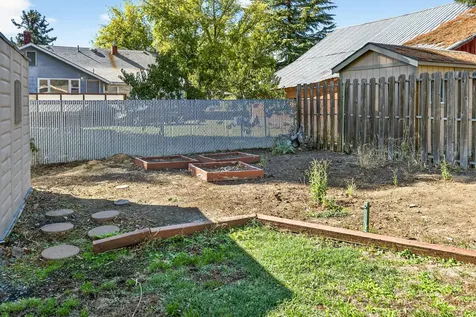 1826 Hart Avenue Medford OR 97501