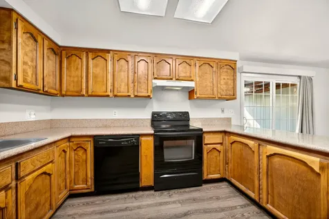 1826 Hart Avenue Medford OR 97501