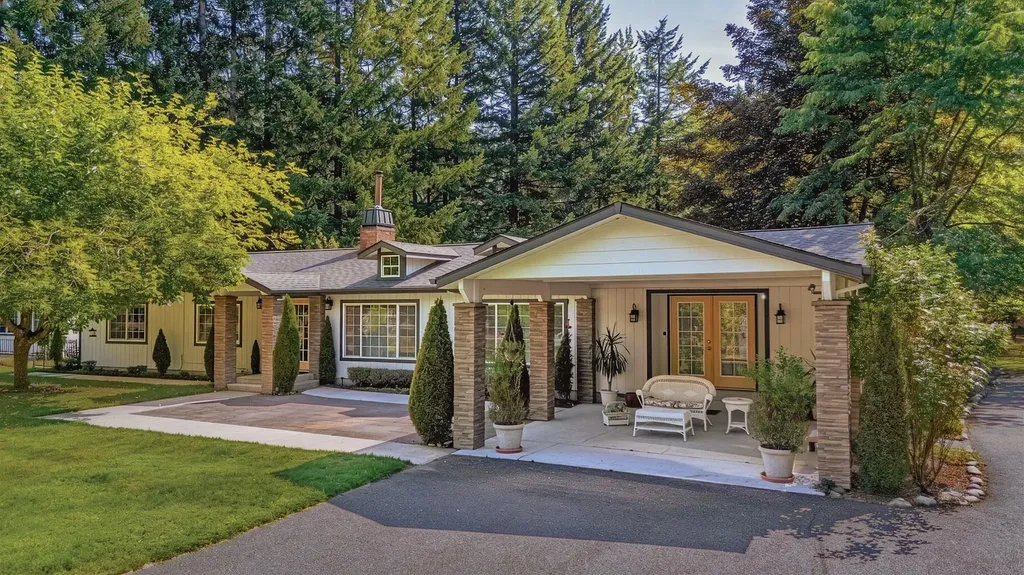 1121 Yeust Road Azalea OR 97410