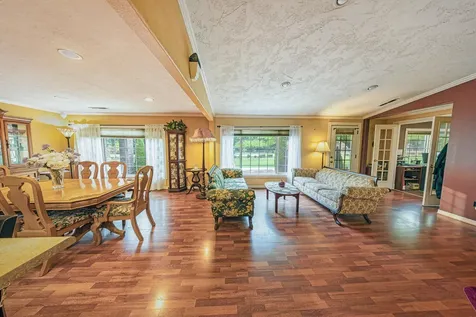 1121 Yeust Road Azalea OR 97410