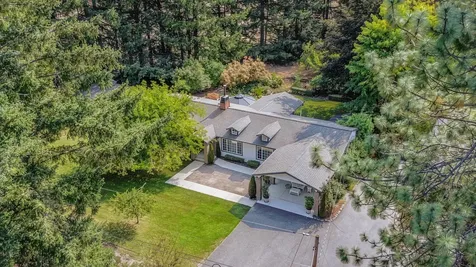 1121 Yeust Road Azalea OR 97410