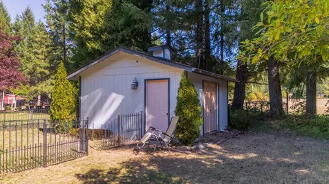 1121 Yeust Road Azalea OR 97410