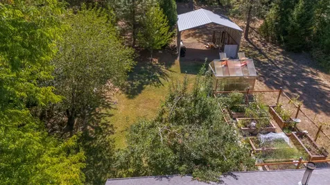 1121 Yeust Road Azalea OR 97410