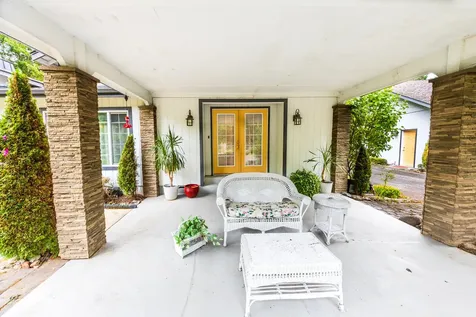 1121 Yeust Road Azalea OR 97410