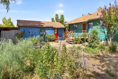 219 NE Outlook Avenue Grants Pass OR 97526