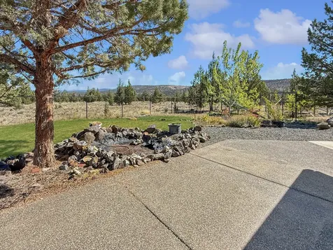 6833 SE Raven Hill Court Prineville OR 97754