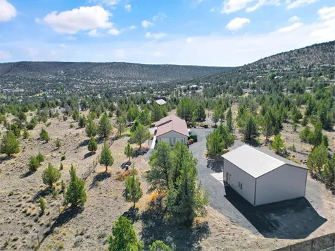 6833 SE Raven Hill Court Prineville OR 97754