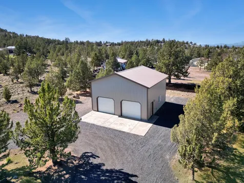 6833 SE Raven Hill Court Prineville OR 97754