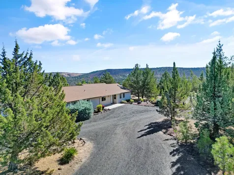 6833 SE Raven Hill Court Prineville OR 97754