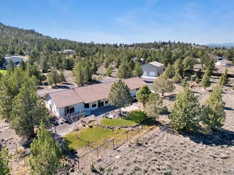 6833 SE Raven Hill Court Prineville OR 97754