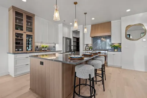 1183 NW Skyline Ranch Road Bend OR 97703
