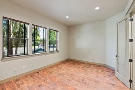 61245 Crescent Court Bend OR 97702