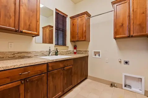 61245 Crescent Court Bend OR 97702