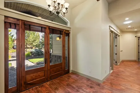 61245 Crescent Court Bend OR 97702