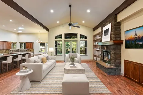 61245 Crescent Court Bend OR 97702