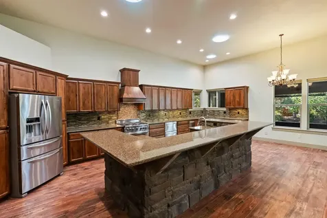61245 Crescent Court Bend OR 97702