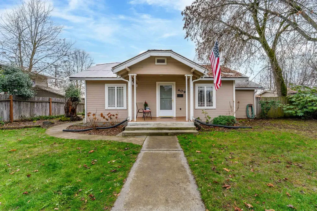 409 SE J Street Grants Pass OR 97526