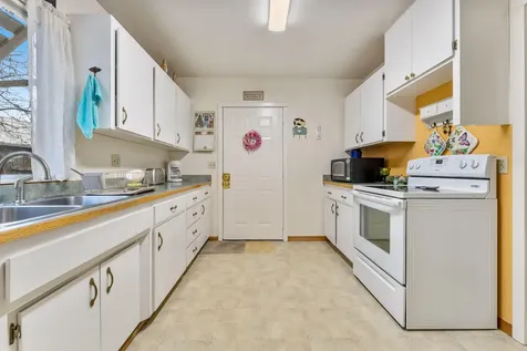 409 SE J Street Grants Pass OR 97526