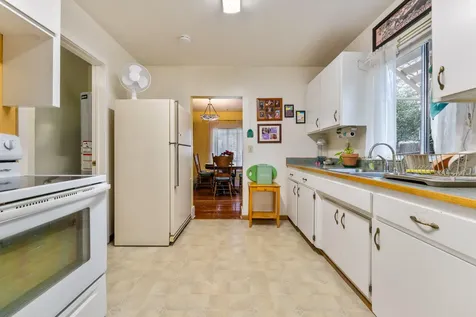 409 SE J Street Grants Pass OR 97526
