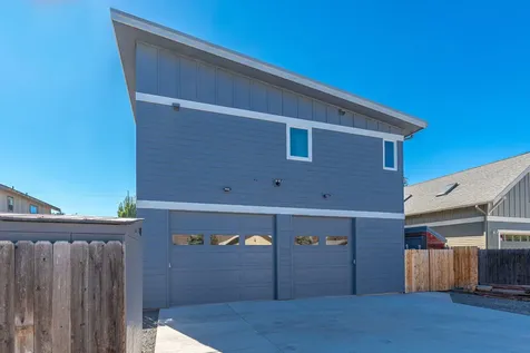 1232 NW Albany Avenue Bend OR 97703