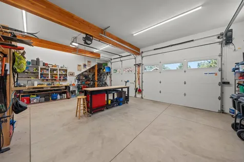 1232 NW Albany Avenue Bend OR 97703