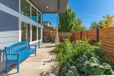 1232 NW Albany Avenue Bend OR 97703