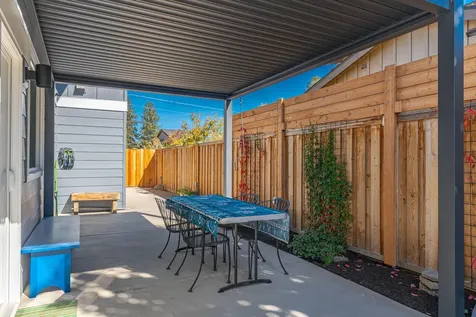 1232 NW Albany Avenue Bend OR 97703