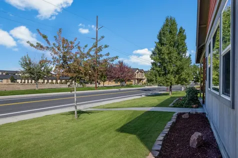 1352 SW 35th Street Redmond OR 97756