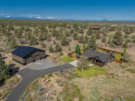 15920 SW Twin Lakes Road Powell Butte OR 97753