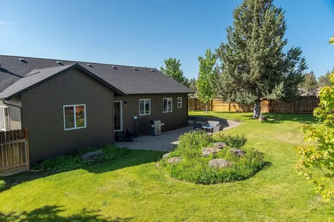 15920 SW Twin Lakes Road Powell Butte OR 97753