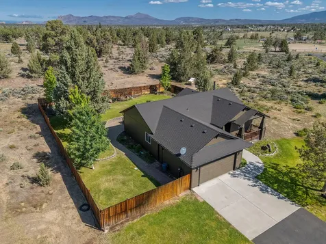 15920 SW Twin Lakes Road Powell Butte OR 97753