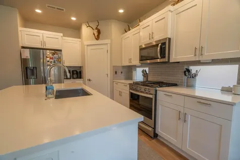 1144 NE Henry Drive Prineville OR 97754