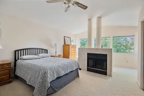 737 SE M Street Grants Pass OR 97526